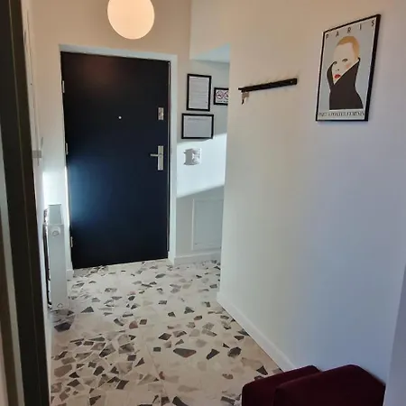 3bedroom Apartment, Close To Main Station, With Ac * 克拉科夫